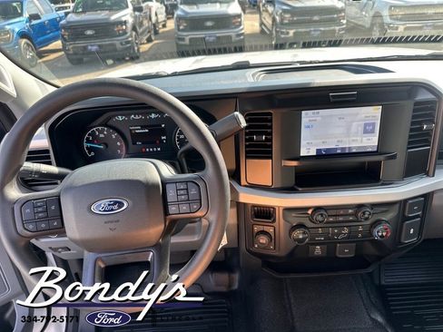 New 2026 Ford F250 XL image 3