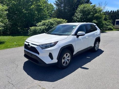 Used 2023 Toyota RAV4 LE AWD/4WD image 7