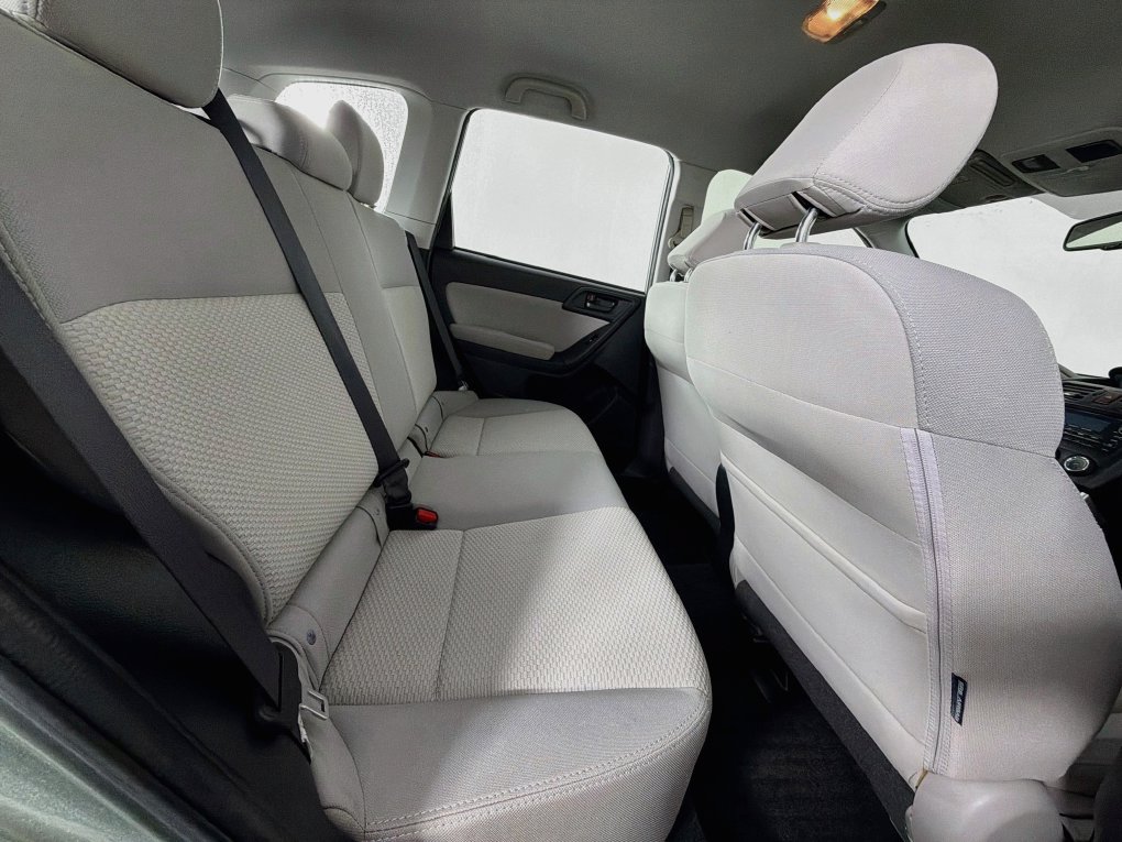 Used 2015 Subaru Forester 2.5i w/ Alloy Wheel Package AWD/4WD image 27