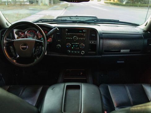 Used 2013 GMC Sierra 1500 SLE w/ Power Tech Package image 36