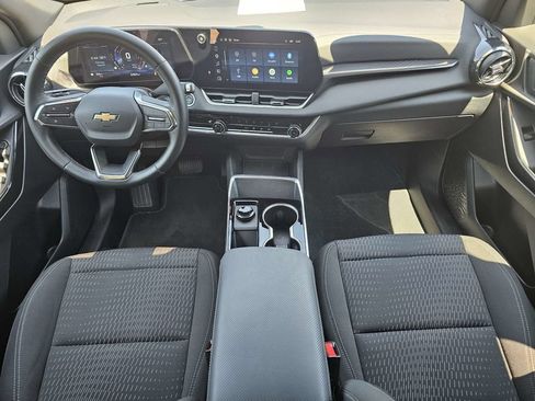 Used 2026 Chevrolet Equinox LT FWD image 15