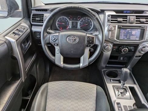 Used 2016 Toyota 4Runner SR5 image 17