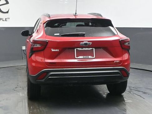 New 2026 Chevrolet Trax RS w/ Sunroof Package FWD image 13