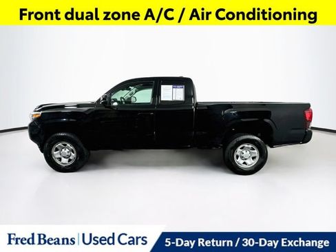 Used 2023 Toyota Tacoma SR AWD/4WD image 7