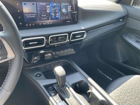 New 2026 Nissan Sentra SV w/ SV Convenience Package FWD image 20