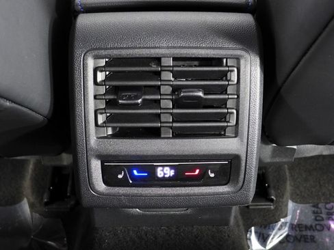Used 2024 Volkswagen Golf R AWD/4WD image 24