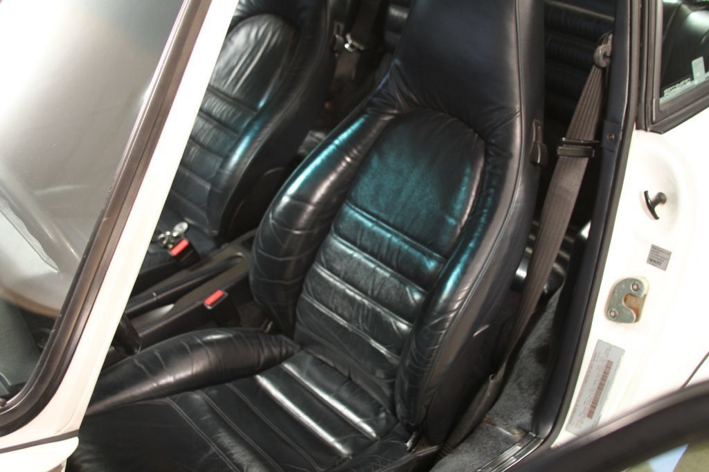 Used 1990 Porsche 911 Carrera image 38