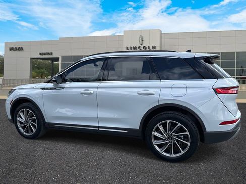 New 2026 Lincoln Corsair Premiere image 5