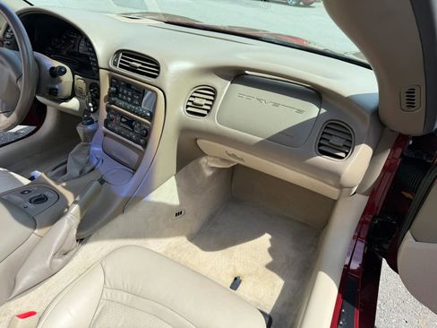 Used 2003 Chevrolet Corvette Convertible w/ Preferred Equipment Group1 image 23