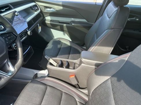 New 2027 Chevrolet Bolt RS w/ Technology Package FWD image 11