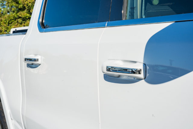 Used 2020 RAM 1500 Laramie AWD/4WD image 23