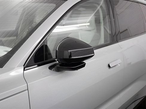 New 2025 Volvo EX90 Ultra image 9