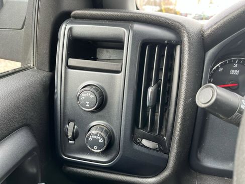 Used 2018 Chevrolet Silverado 1500 LS w/ Trailering Package image 13