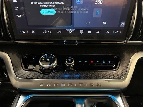 New 2027 Ford Expedition Max Platinum w/ Stealth Performance Package AWD/4WD image 14
