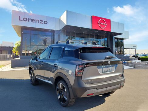 New 2026 Nissan Kicks SR image 6