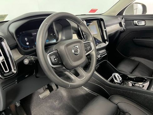 Used 2023 Volvo XC40 B5 Plus w/ Driver Assist Package image 22