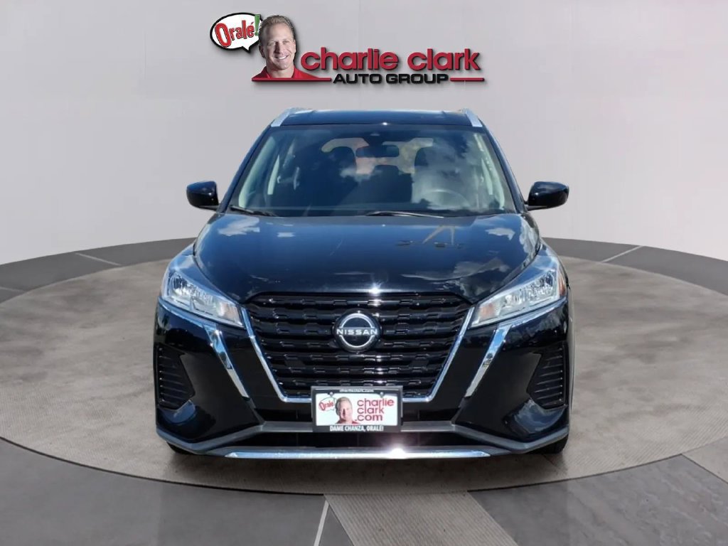 Used 2024 Nissan Kicks SV FWD image 8