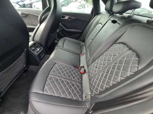 Used 2018 Audi S4 Prestige w/ Prestige Package image 19