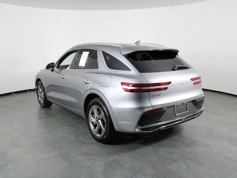 Used 2026 Genesis GV70 2.5T Advanced AWD/4WD image 3