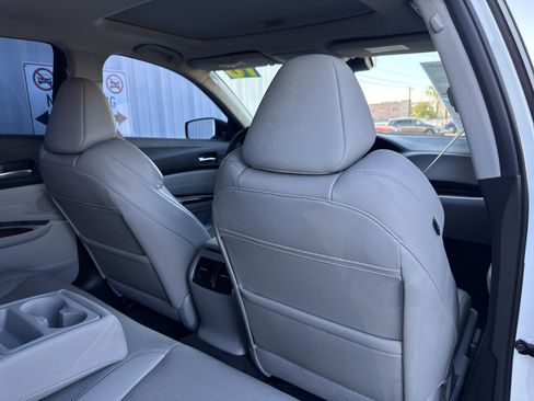 Used 2016 Acura TLX w/ Technology Package image 37