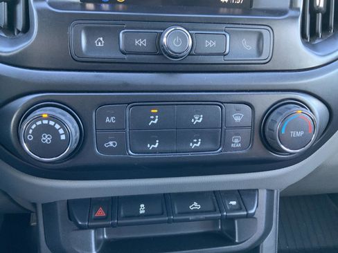 Used 2019 GMC Canyon 2WD Crew Cab w/ Convenience Package image 38