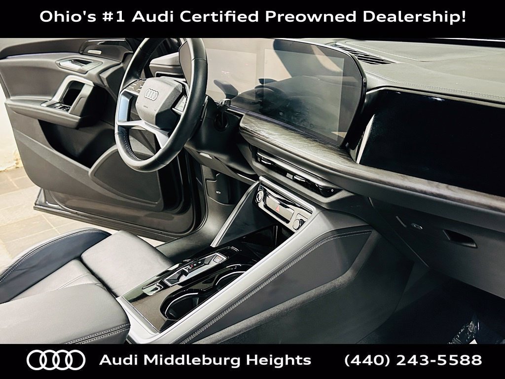 Certified 2025 Audi Q5 Premium Plus w/ Premium Plus AWD/4WD image 11
