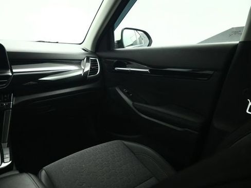 Used 2024 Kia Seltos S FWD image 44