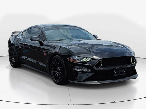 Used 2020 Ford Mustang GT Premium w/ GT Performance Package RWD image 2