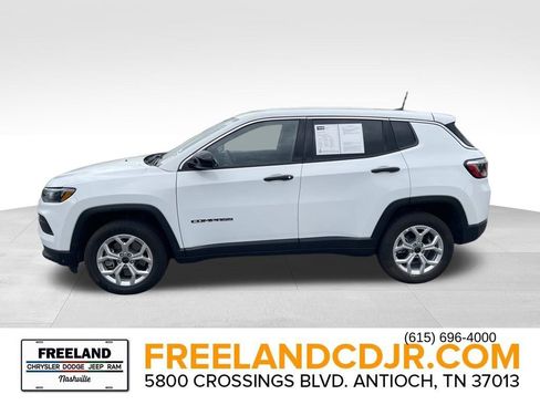 New 2025 Jeep Compass Sport image 5