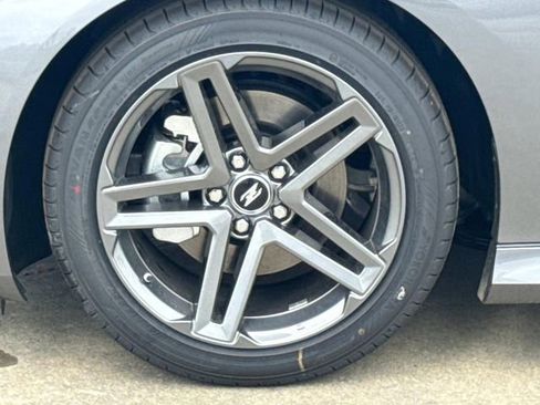 New 2026 Nissan Z Sport w/ Floor Mat Package RWD image 5