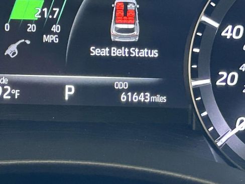 Certified 2021 Toyota Highlander Limited AWD/4WD image 34