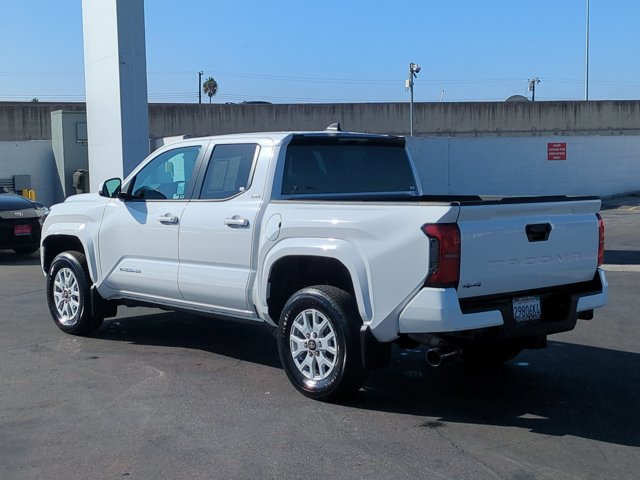 Used 2026 Toyota Tacoma SR5 AWD/4WD image 11