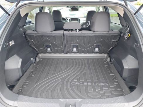 Used 2024 Subaru Crosstrek 2.0i Premium image 9