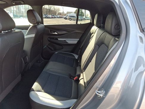 Used 2024 Buick Envista Preferred image 8