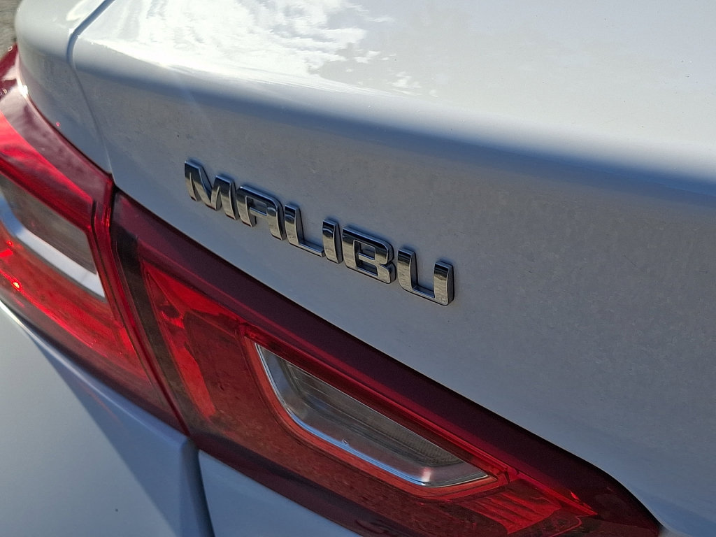 Used 2025 Chevrolet Malibu LT FWD image 21