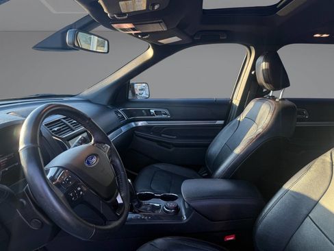 Used 2018 Ford Explorer Sport w/ Equipment Group 401A image 14