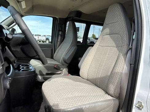 Used 2025 Chevrolet Express 3500 LT w/ LT Preferred Equipment Group image 22