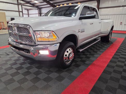 Used 2015 RAM 3500 Laramie image 21