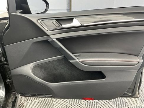 Used 2015 Volkswagen GTI Autobahn image 16