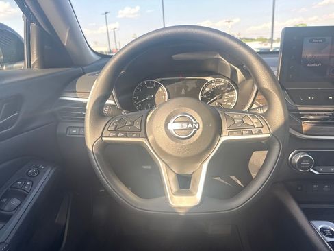 New 2026 Nissan Altima 2.5 SV w/ SV Special Edition Package FWD image 24