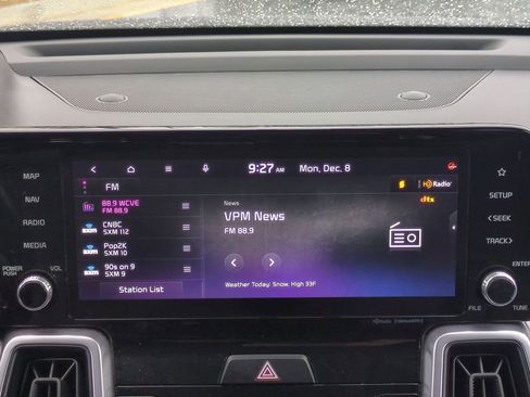 Used 2023 Kia Sorento EX image 18