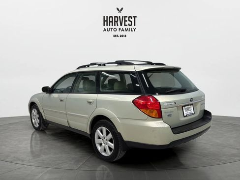 Used 2006 Subaru Outback 2.5i Limited w/ Popular Equipment Group 1D AWD/4WD image 4