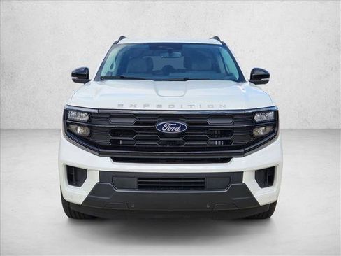 New 2026 Ford Expedition Max Active RWD image 6