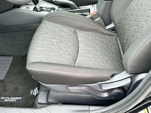 New 2025 Mitsubishi Outlander Sport ES image 13