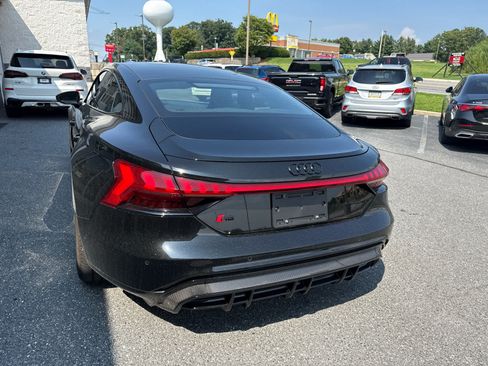 Used 2023 Audi RS e-tron GT w/ Carbon Performance Package AWD/4WD image 5