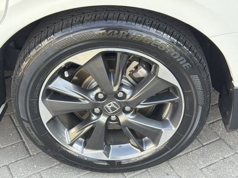 Used 2022 Honda Odyssey Elite image 27