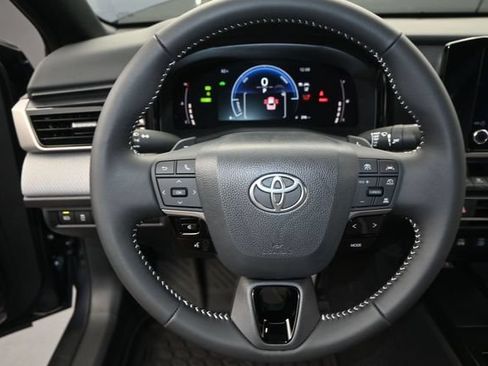 New 2026 Toyota Camry SE FWD image 5