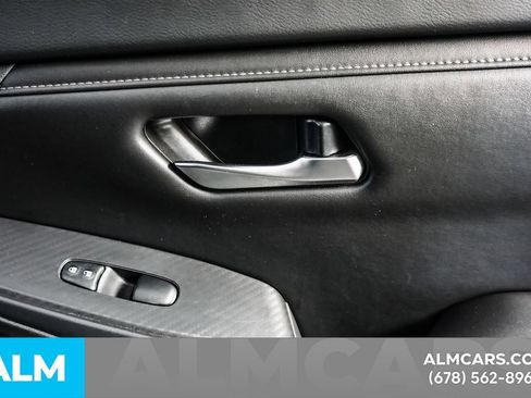 Used 2024 Nissan Sentra SV w/ All-Weather Package FWD image 40