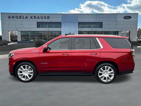 Used 2024 Chevrolet Tahoe High Country AWD/4WD image 4