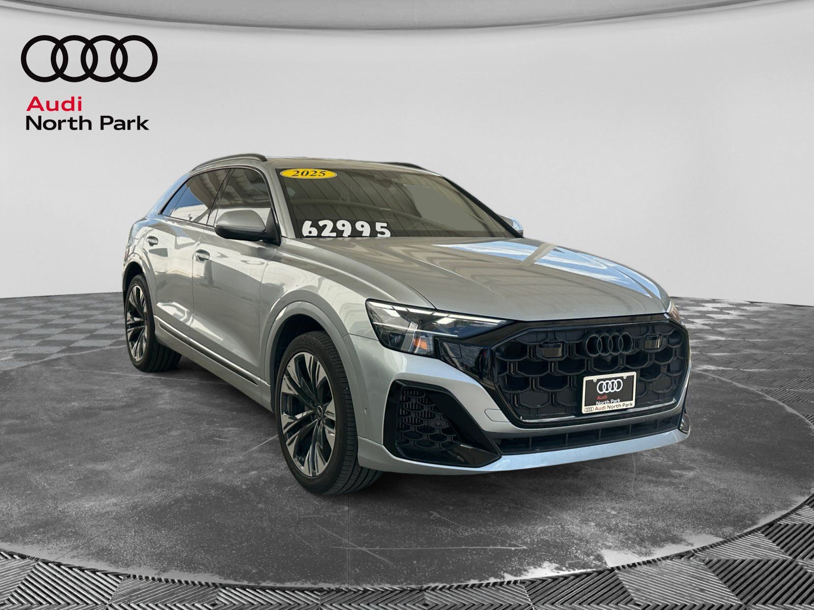 Used 2025 Audi Q8 Premium Plus AWD/4WD image 7